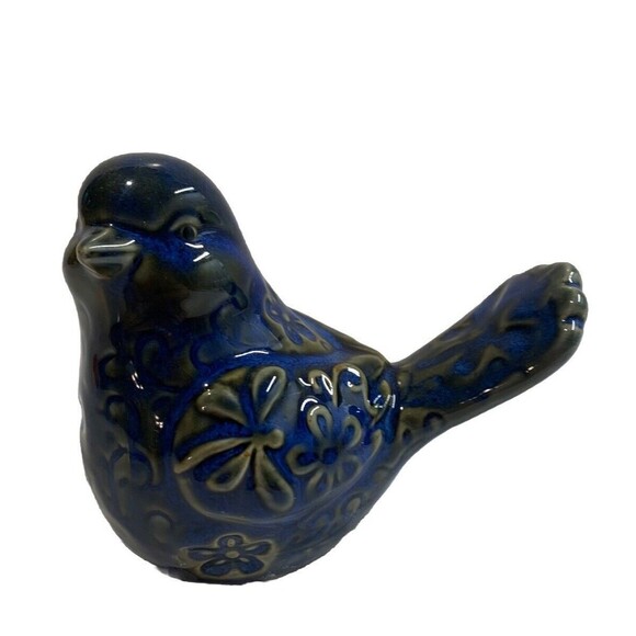 Beautiful Ceramic Blue Bird With Dragon Flies And Flowers On It - Picture 1 of 6